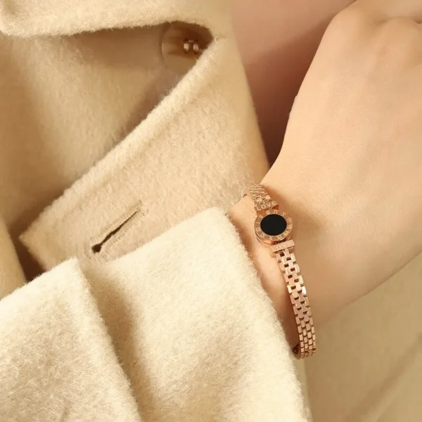 Fashion Bracelet For Women Black Acrylic Stainless Steel Couple Bracelet Carved Roman Numerals Girl Gift Hot Free Shipping